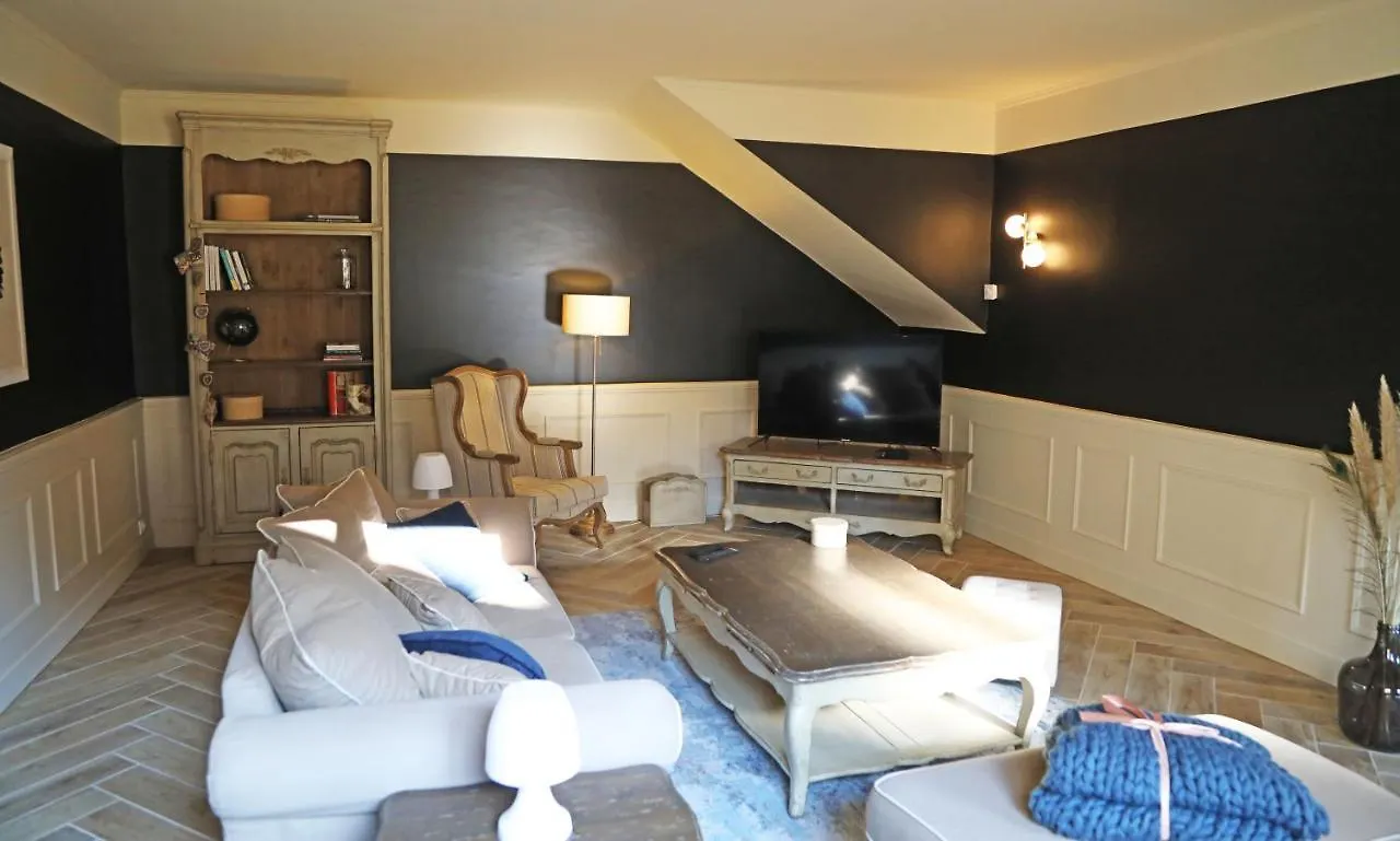 Maison D'Hotes La Bella Casa Villette-d'Anthon Guest house